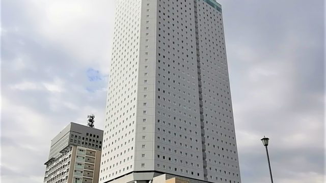 アパホテル横浜ベイタワー外観1